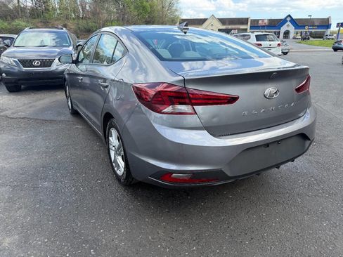 Used 2019 Hyundai Elantra SEL image 11