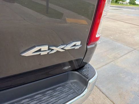 Used 2022 RAM 1500 Big Horn AWD/4WD image 11