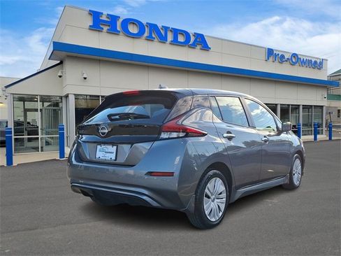 Used 2023 Nissan Leaf S image 4