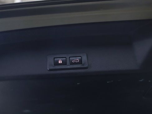 Used 2023 Subaru Ascent Limited image 18