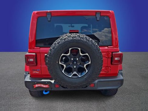 Used 2021 Jeep Wrangler Unlimited Rubicon 4xe w/ Cold Weather Group AWD/4WD image 7