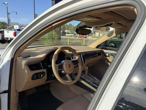 Used 2017 Porsche Macan S AWD/4WD image 11