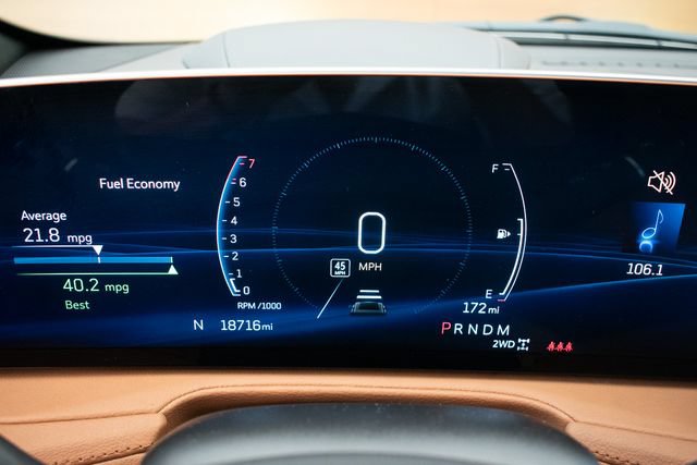 Certified 2025 Cadillac XT4 Sport AWD/4WD image 23