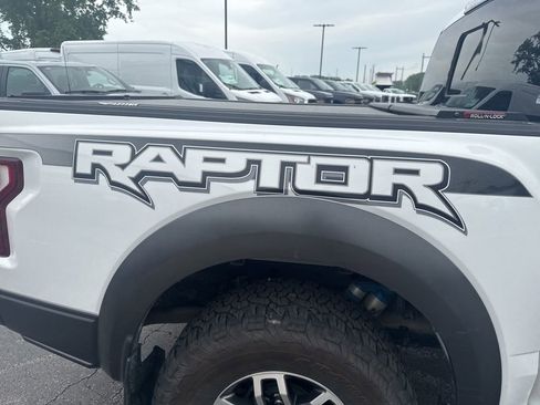 Used 2018 Ford F150 Raptor w/ Equipment Group 802A Luxury AWD/4WD image 48