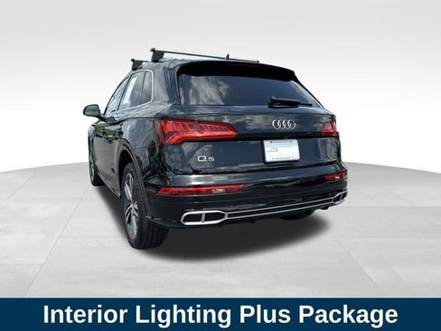Used 2020 Audi Q5 e Prestige w/ Prestige Package AWD/4WD image 3
