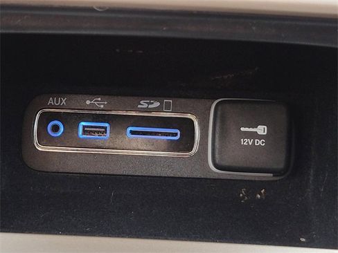 Used 2017 Jeep Grand Cherokee Limited image 28