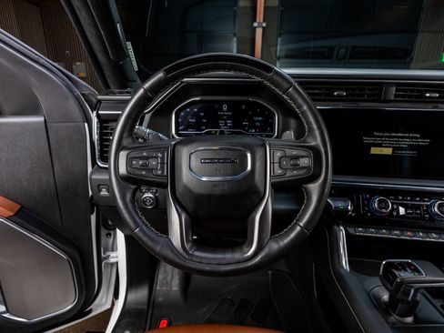 Used 2023 GMC Sierra 1500 Denali Ultimate image 18