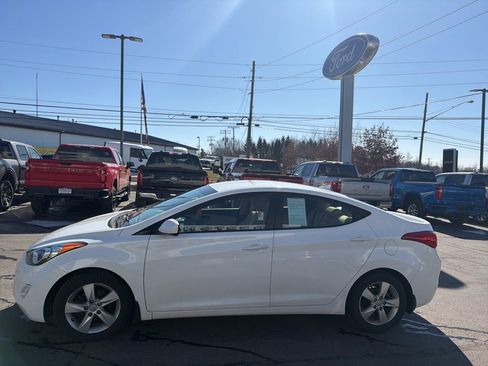 Used 2013 Hyundai Elantra GLS w/ Preferred Pkg image 5