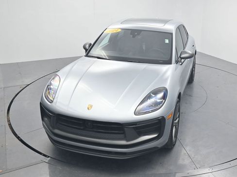 Used 2024 Porsche Macan Turbo AWD/4WD image 65