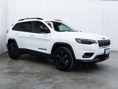 Used 2023 Jeep Cherokee Altitude Lux