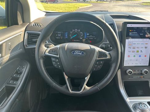 Used 2023 Ford Edge SEL w/ Convenience Package AWD/4WD image 17