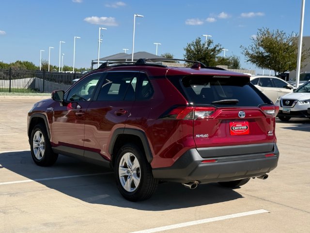 Used 2021 Toyota RAV4 XLE w/ Convenience Package AWD/4WD image 7