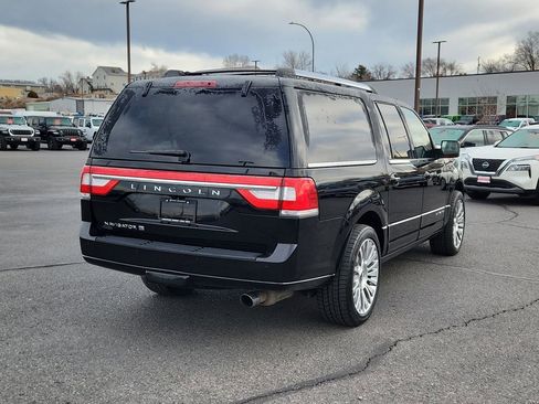 Used 2017 Lincoln Navigator L Reserve image 3