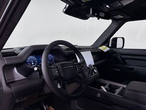 New 2026 Land Rover Defender 110 V8 AWD/4WD image 9