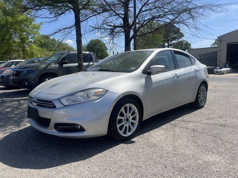 Used 2013 Dodge Dart Limited FWD image 2