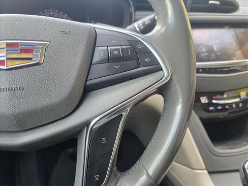 Used 2019 Cadillac XT5 Luxury image 11