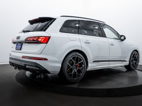 New 2026 Audi SQ7 Prestige image 4