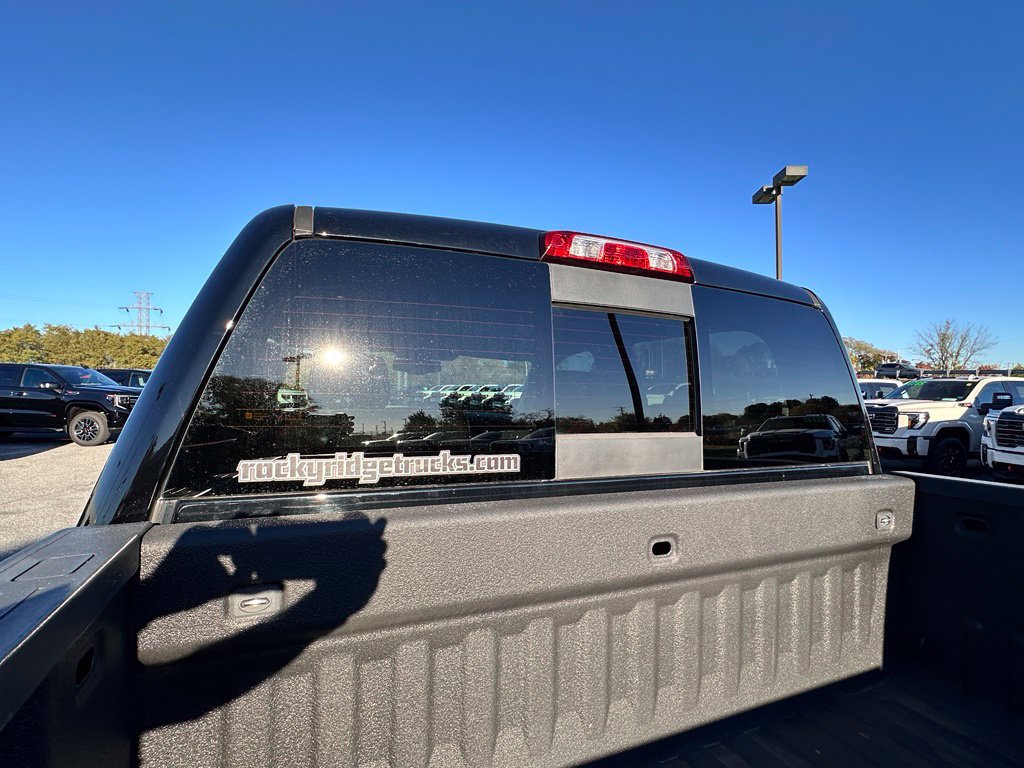 Used 2018 GMC Sierra 1500 SLT w/ SLT Preferred Package AWD/4WD image 40