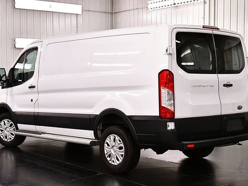 Used 2025 Ford Transit 250 Low Roof w/ Exterior Upgrade Package RWD image 5