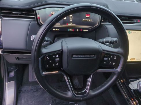 Used 2024 Land Rover Range Rover Sport SE image 10