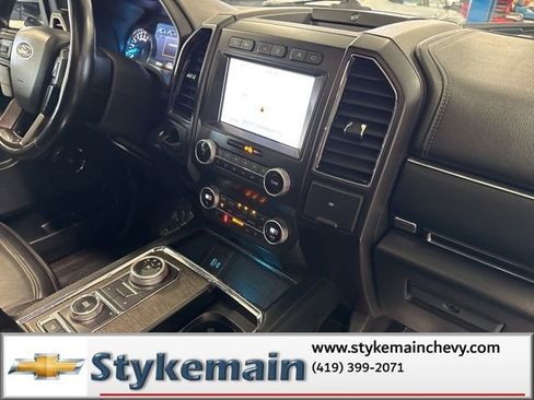 Used 2021 Ford Expedition Max Limited AWD/4WD image 23