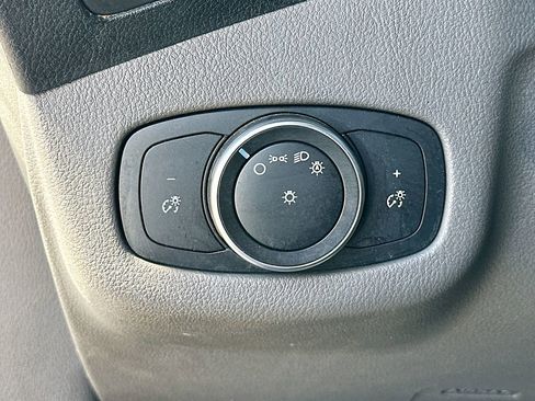 Used 2020 Ford Transit Connect XL image 11