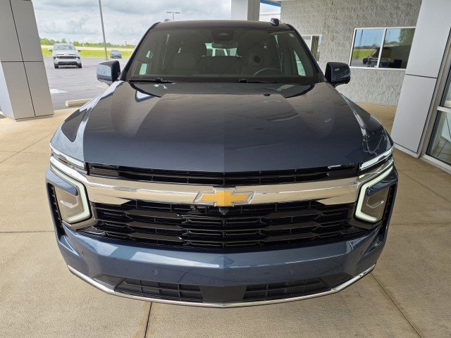 Used 2025 Chevrolet Suburban LS AWD/4WD image 15