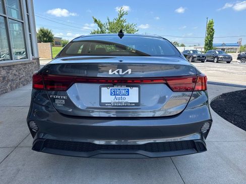 Used 2024 Kia Forte LXS FWD image 4