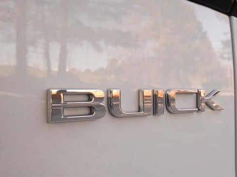 Used 2025 Buick Enclave Preferred image 44