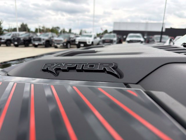 Used 2025 Ford F150 Raptor AWD/4WD image 11