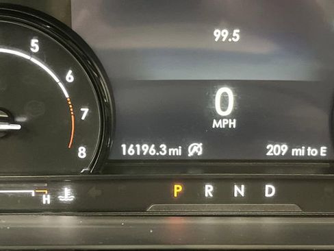 Used 2022 Lincoln Corsair AWD w/ Premium Package image 6