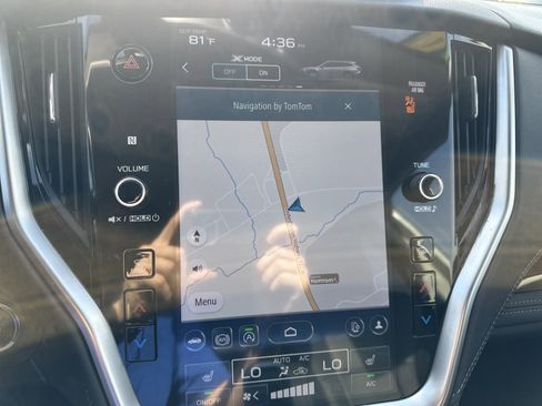 Used 2024 Subaru Outback Limited image 27