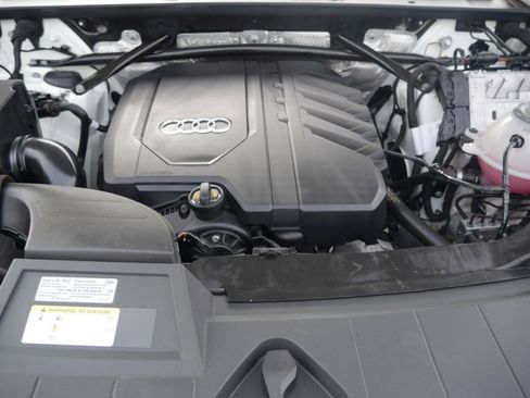 Certified 2022 Audi Q5 2.0T Premium Plus w/ Premium Plus Package image 11