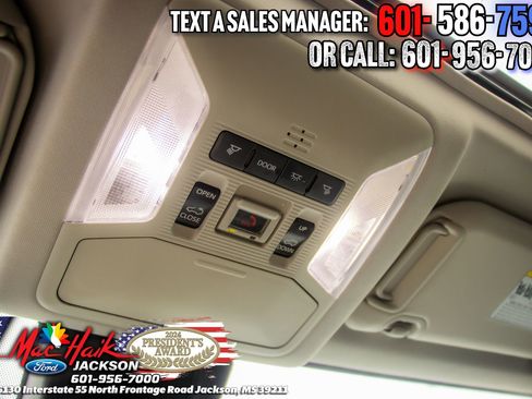Used 2024 Toyota RAV4 XLE Premium FWD image 20