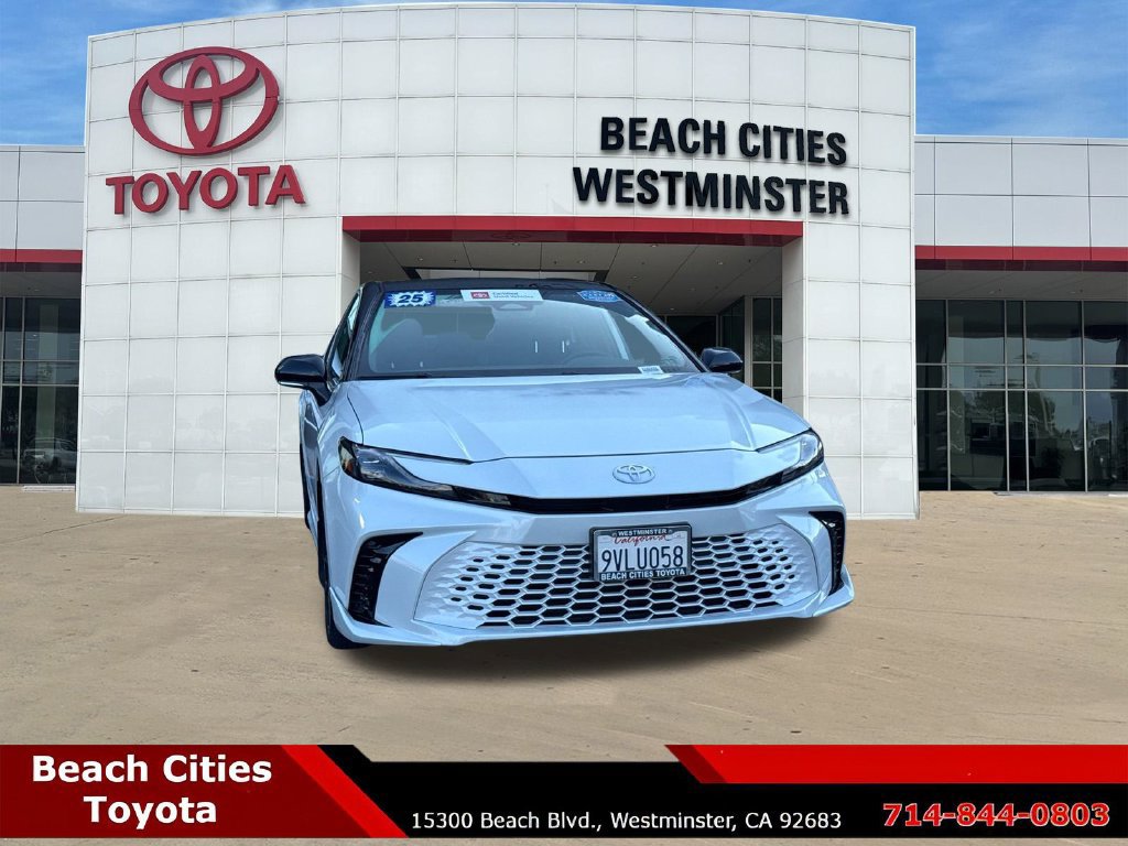 Certified 2025 Toyota Camry XSE FWD image 3
