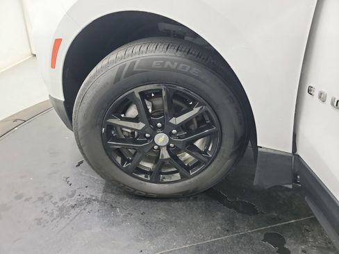 Used 2022 Chevrolet Equinox LT image 29