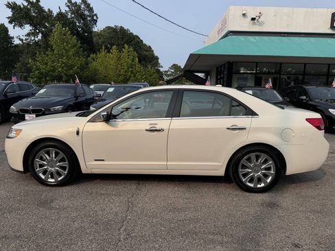 Used 2012 Lincoln MKZ Hybrid FWD image 4