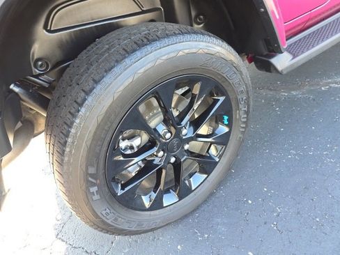 Used 2022 Jeep Wrangler Unlimited Sahara w/ Safety Group image 57