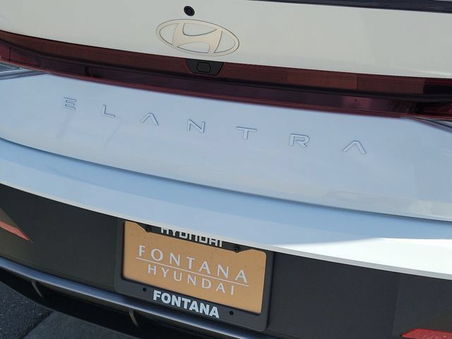 New 2026 Hyundai Elantra SEL Sport FWD image 29