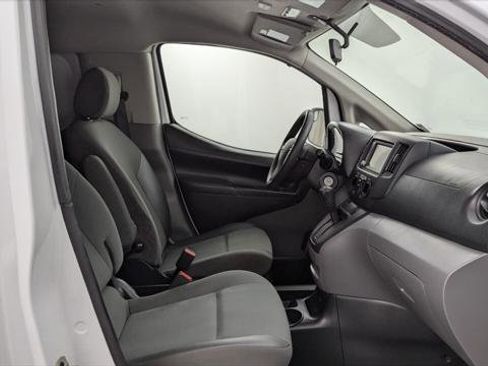 Used 2020 Nissan NV200 SV w/ Back Door Glass Package image 19