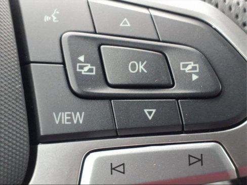 New 2026 Volkswagen Tiguan SE R-Line image 22