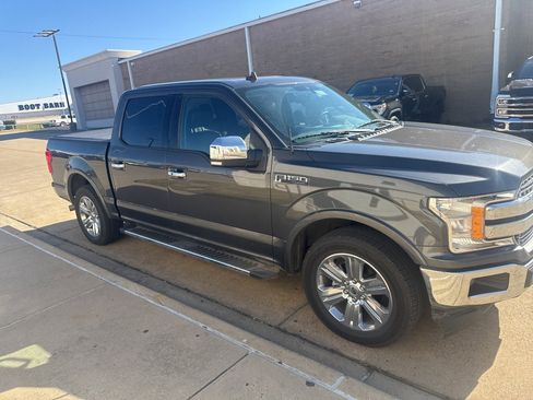 Used 2020 Ford F150 Lariat image 3