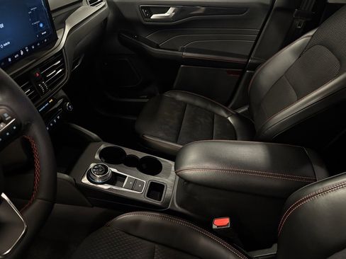 Used 2024 Ford Escape ST-Line w/ Tech Pack #1 image 16