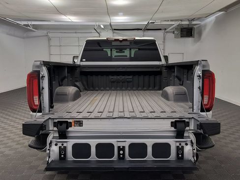 Used 2023 GMC Sierra 2500 SLT w/ SLT Premium Package AWD/4WD image 22