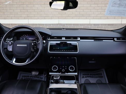 Used 2020 Land Rover Range Rover Velar R-Dynamic S image 31