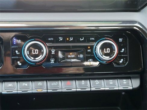 Used 2024 GMC Sierra 1500 AT4X image 20