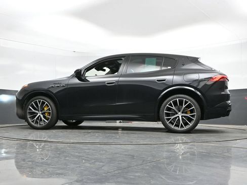 Used 2023 Maserati Grecale Modena AWD/4WD image 46