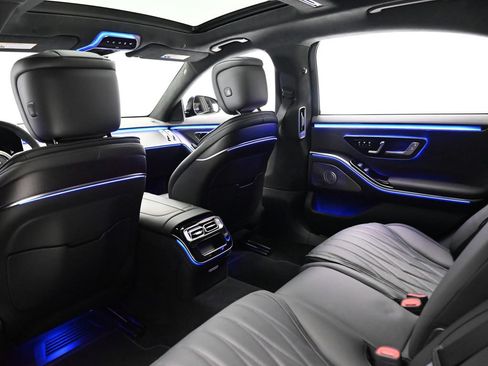 Used 2025 Mercedes-Benz S 63 AMG S w/ AMG Night Package image 8