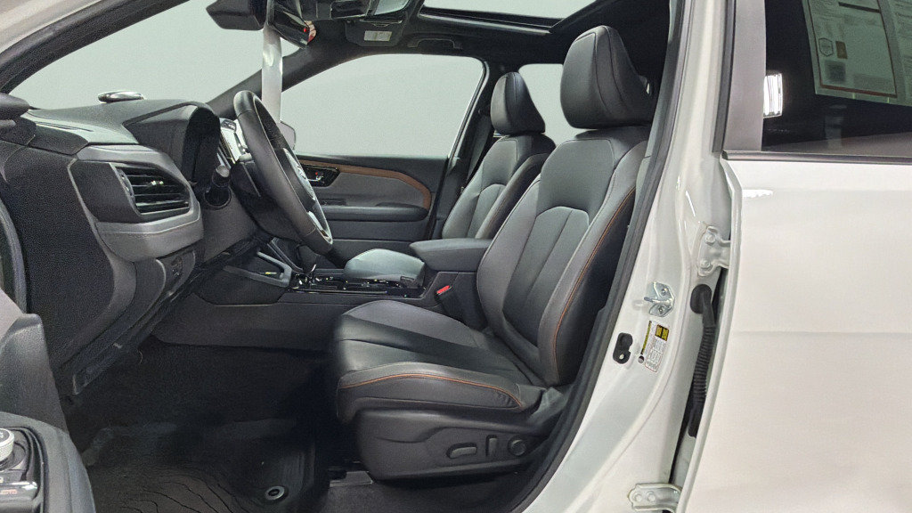 Used 2026 Subaru Forester Sport AWD/4WD image 16