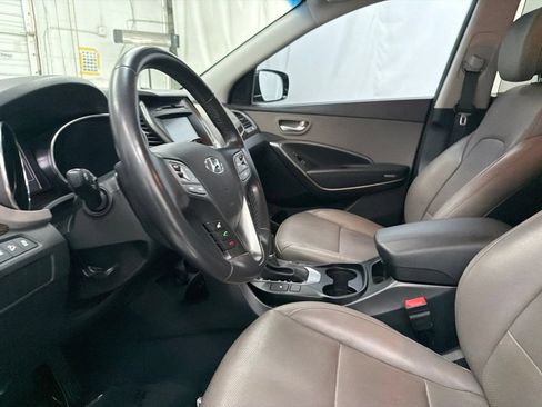 Used 2017 Hyundai Santa Fe Sport FWD image 9